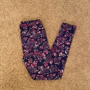 NWOT LuLaRoe leggings OS